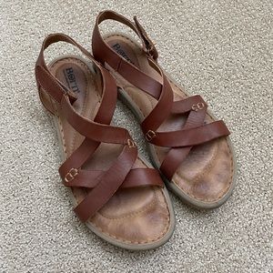 Born leather sandal, size 8/39
